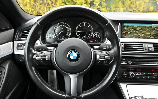 BMW Seria 5 cena 73900 przebieg: 177228, rok produkcji 2015 z Swarzędz małe 781